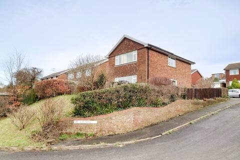 1 Avis Close, Newhaven, BN9 0DN