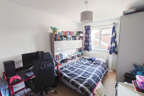 10a Downs View, Peacehaven, BN10 8JE