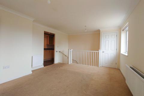 2 bedroom terraced house for sale, Roundhouse Crescent, Peacehaven