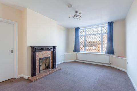 2 bedroom flat to rent, Flat ,  Brighton Road, Newhaven