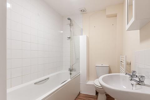 2 bedroom flat to rent, Flat ,  Brighton Road, Newhaven