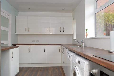 14 Cheviot Avenue, Oldham, OL8 4HB