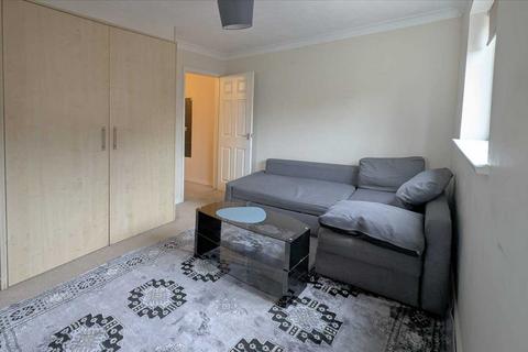 Studio for sale, Swan Drive, Colindale