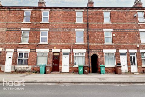 4 bedroom terraced house for sale, Beeston Road, Dunkirk