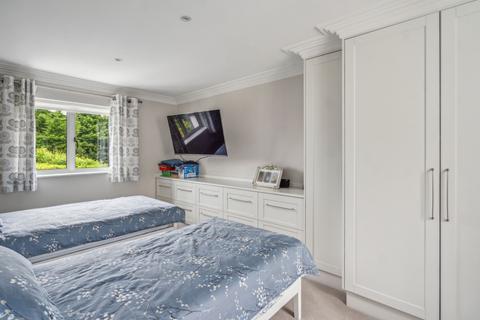 Westwood Hedgerow, Chalfont St Peter, Gerrards Cross, SL9 0HD