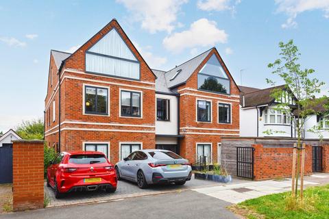 1 bedroom flat for sale, Cleveland Road, London
