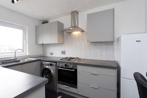 2 bedroom flat for sale, Springhill Brae, Cowdenbeath KY4