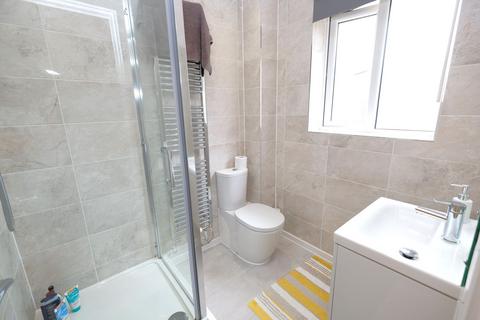 16 Grantham Crescent, Eccles, Manchester, M30 0ZB