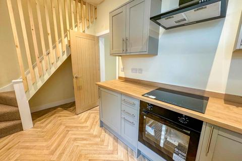 2 bedroom terraced house for sale, New Line, Bacup, Rossendale