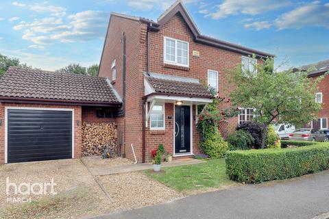 4 bedroom detached house for sale, White Hart Drive, Benwick