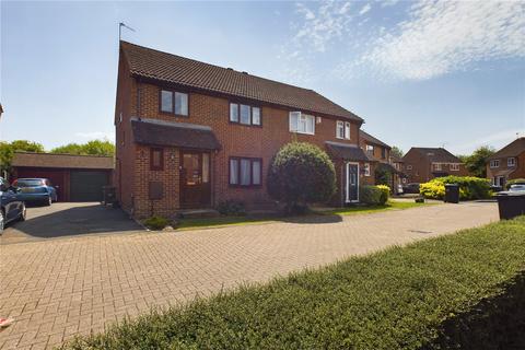 48 Cavalier Close, Theale, Reading, RG7 5DJ