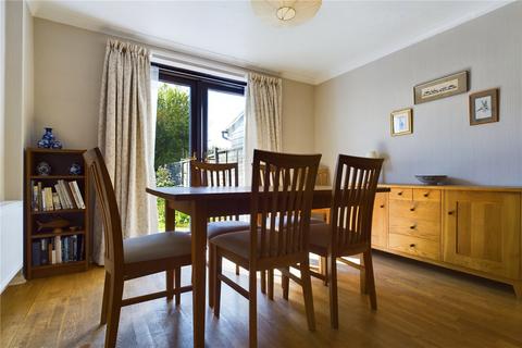 48 Cavalier Close, Theale, Reading, RG7 5DJ