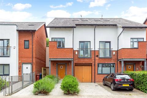 3 bedroom semi-detached house for sale, Clearwater Drive, Manchester, Greater Manchester, M20