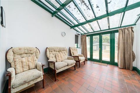 28 Darwin Road, Welling, DA16 2EG