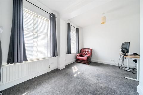28 Darwin Road, Welling, DA16 2EG
