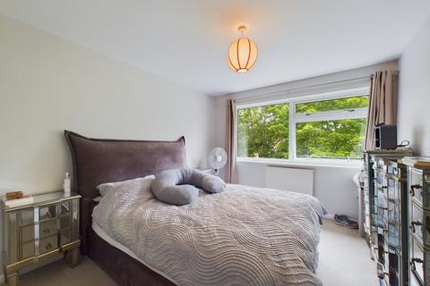 12 Greenside, Prestwood, Great Missenden, HP16 0SE