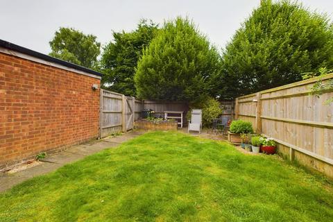 12 Greenside, Prestwood, Great Missenden, HP16 0SE