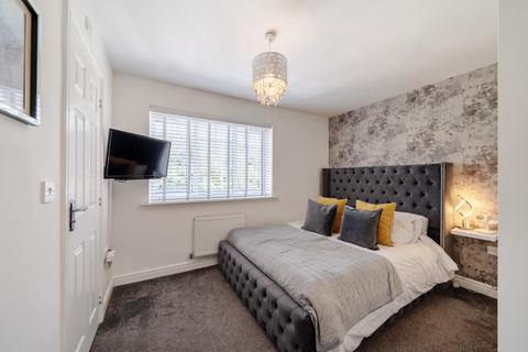 63 Balmoral Way, Birmingham, B14 4NU