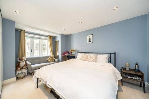 86a Elliscombe Road, London, SE7 7PY