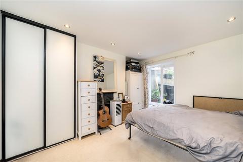 86a Elliscombe Road, London, SE7 7PY