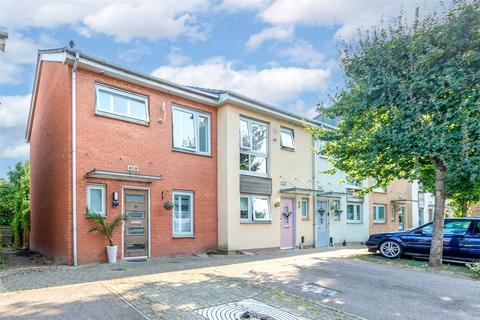 37 Cameron Drive, Dartford, DA1 5GN