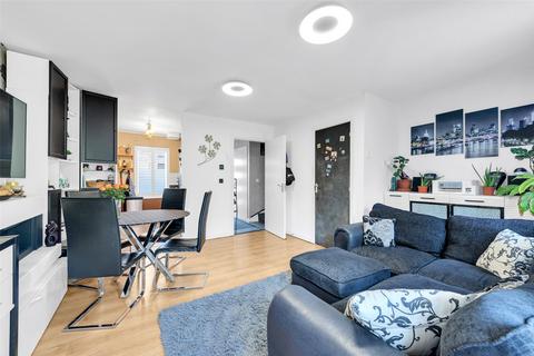 37 Cameron Drive, Dartford, DA1 5GN