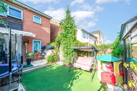 37 Cameron Drive, Dartford, DA1 5GN