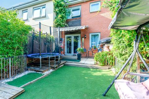 37 Cameron Drive, Dartford, DA1 5GN