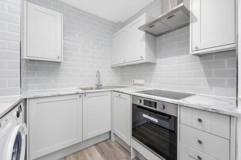 2 bedroom flat to rent, 58 Inverness Terrace, London W2