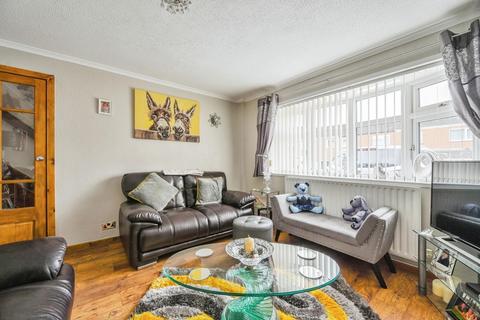 6 Stonepit, Tamworth, B77 1DN