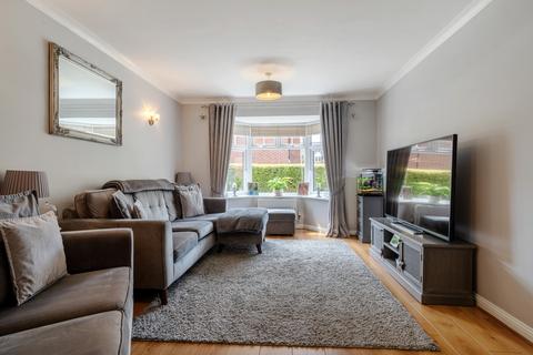 4 bedroom detached house for sale, Summerleaze Crescent