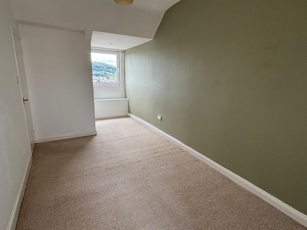 2nd Bedroom - 2