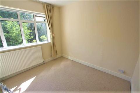 4 bedroom semi-detached house to rent, Chislehurst BR7