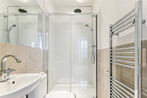 45 Forthbridge Road, London, SW11 5NX