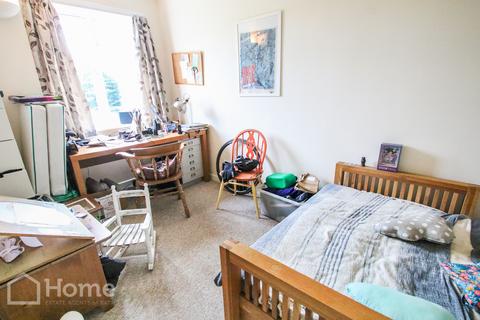 2 bedroom flat for sale, Avonfield Avenue, Bradford-on-Avon BA15