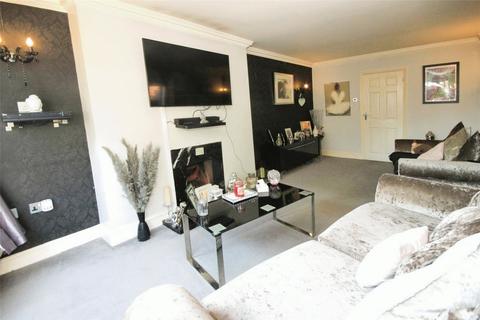 4 bedroom semi-detached house for sale, Ozonia Walk, Wickford, Essex, SS12