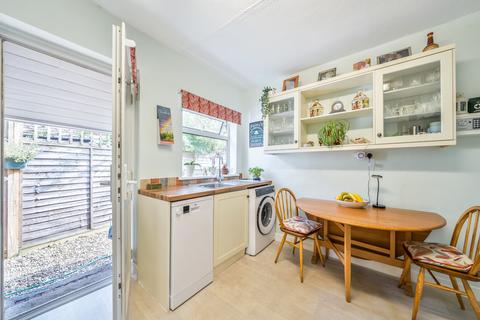 Windruff Catteshall Road, Godalming, GU7 1LY