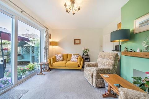Windruff Catteshall Road, Godalming, GU7 1LY