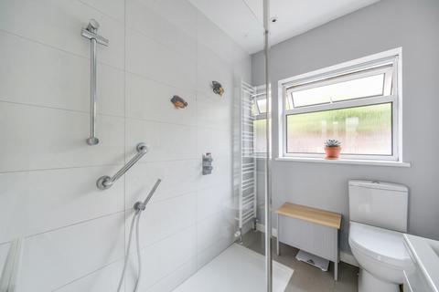 Windruff Catteshall Road, Godalming, GU7 1LY