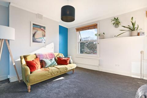 2 bedroom flat to rent, Wynell Road, London, SE23 2LN