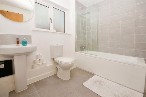 13 Ainger Close, Aylesbury, HP19 8JW