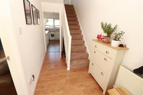 10 Lyndale Road, Yate, Bristol, BS37 4DD