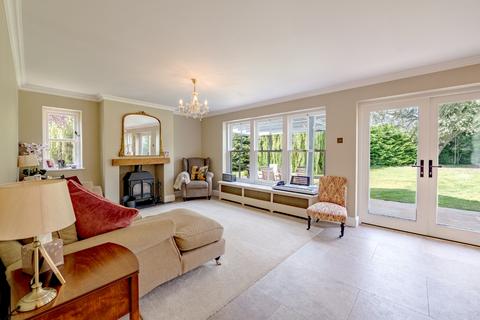 5 bedroom detached house for sale, Green End Road, Bedford MK44