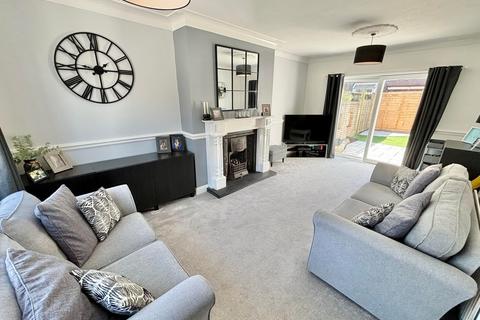 22 Alexandra Road, Thornton-cleveleys, FY5 5DA