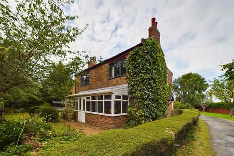 5 bedroom detached house for sale, Cherry Tree Cottage, Main Road, Thorngumbald, HU12