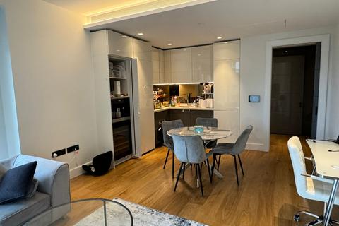 1 bedroom apartment for sale, Southbank Place, London, SE1