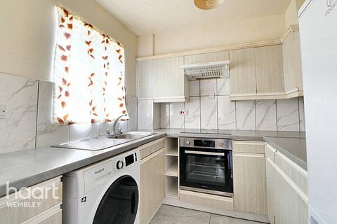 1 bedroom apartment for sale, North Wembley