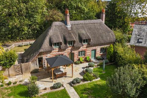 3 bedroom detached house for sale, Pudding Lane, Headbourne Worthy, Winchester, Hampshire, SO23