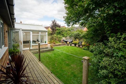 5 Brinklow Way, Harrogate, HG2 9JW