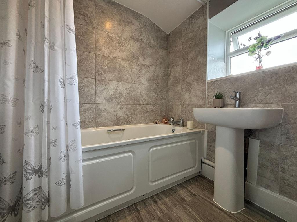 Downstairs Bathroom
